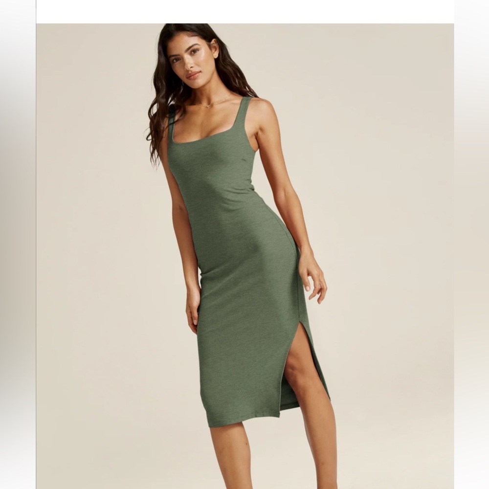 Beyond yoga spacedye icon midi dress